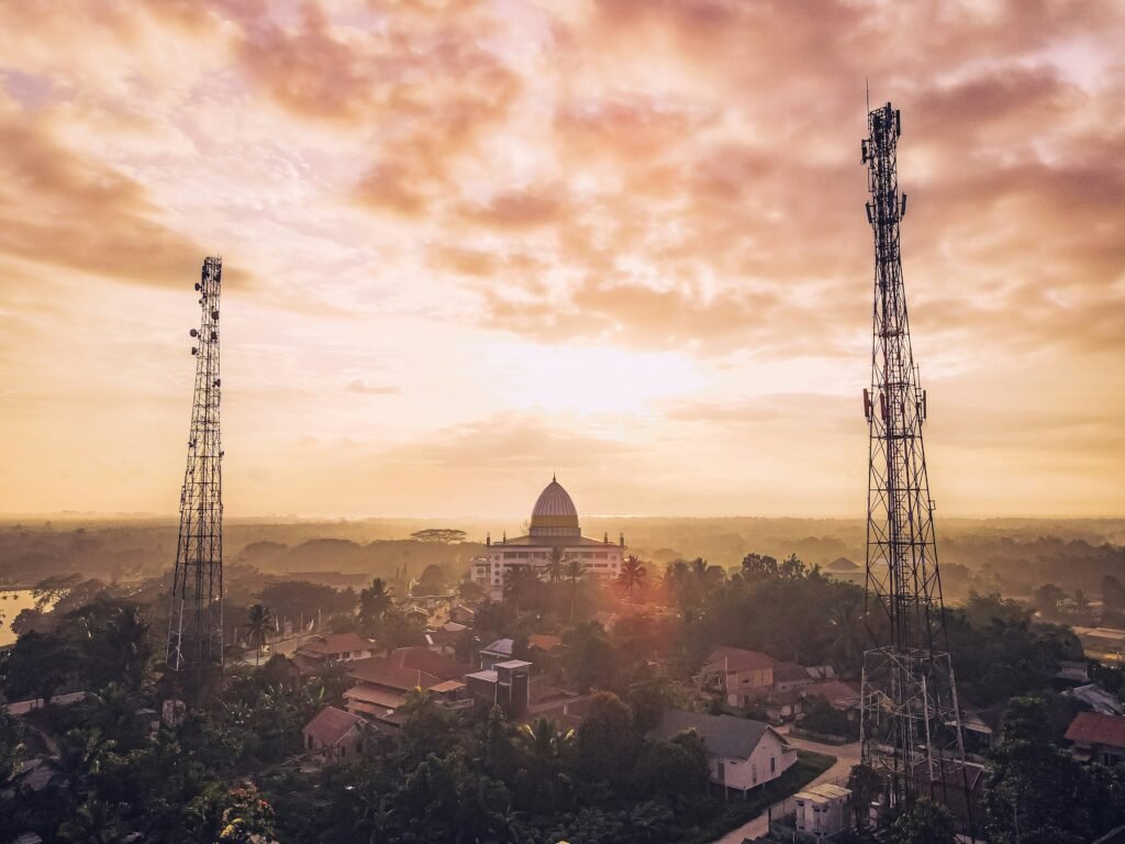 muhammad azzam mcjueujoyci unsplash